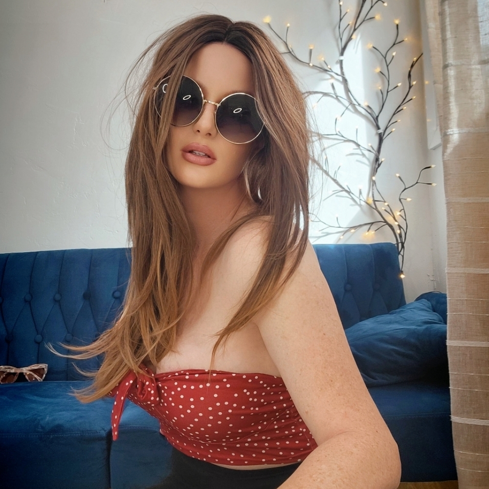 Meet your Posher, freckled redhead